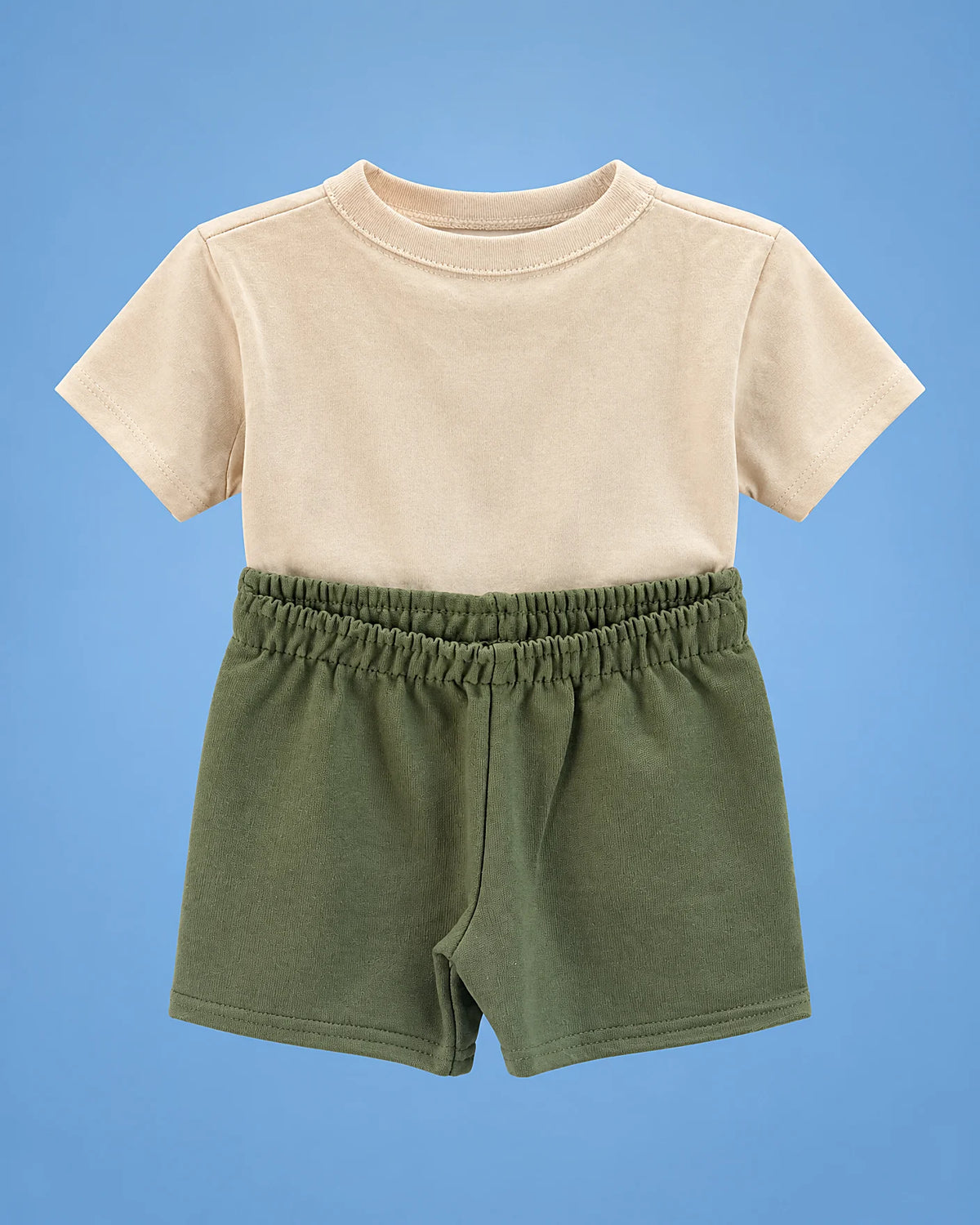 Conjunto de camiseta crema con todoterreno y short verde olivo para niño, camiseta y short, set completo | JR Baby Center