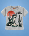 Conjunto de camiseta gris con iguana y short terracota para niño, camiseta, vista de frente | JR Baby Center
