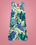Vestido sin mangas con hojas tropicales azules y verdes para niña, vista de frente | JR Baby Center