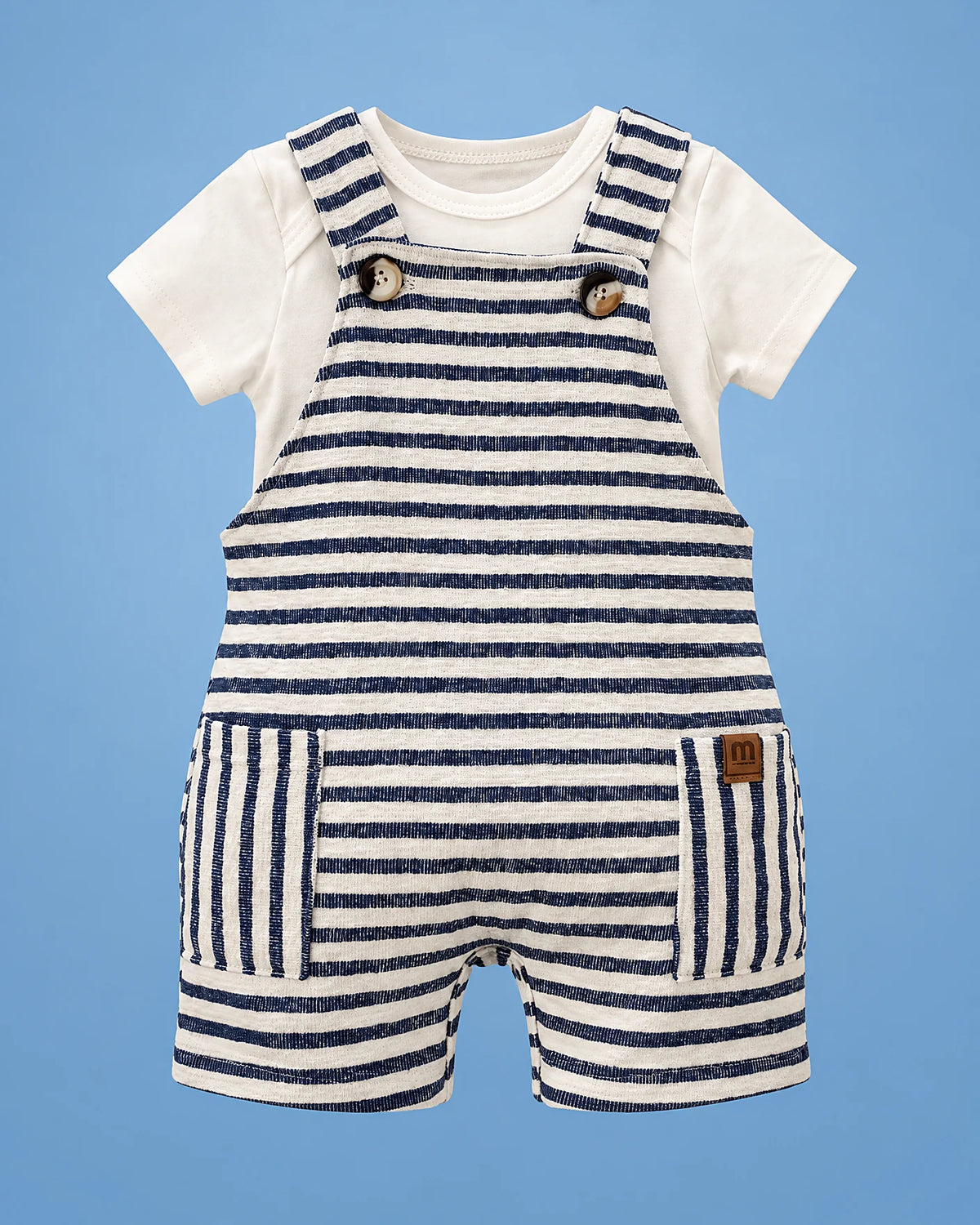 Jardinero de rayas azul marino con camiseta blanca para bebé niño, vista de frente | JR Baby Center