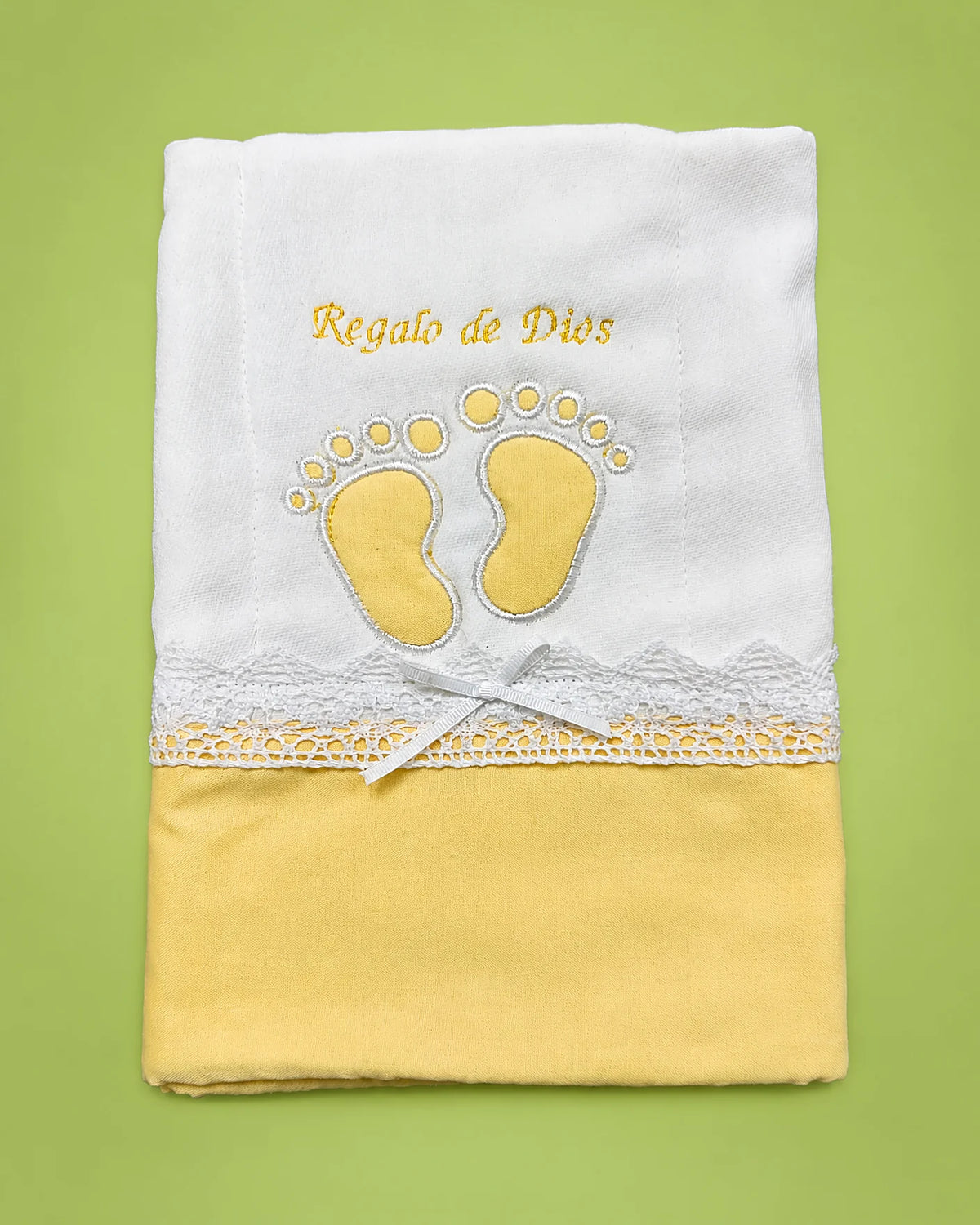 Paño bordado Regalo de Dios para bebé | JR Baby Center