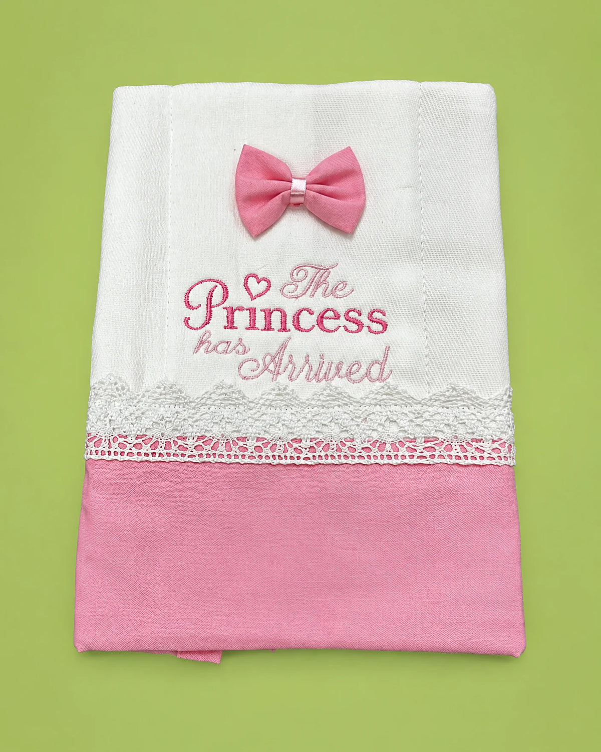 Paño bordado The Princess has Arrived para bebé | JR Baby Center
