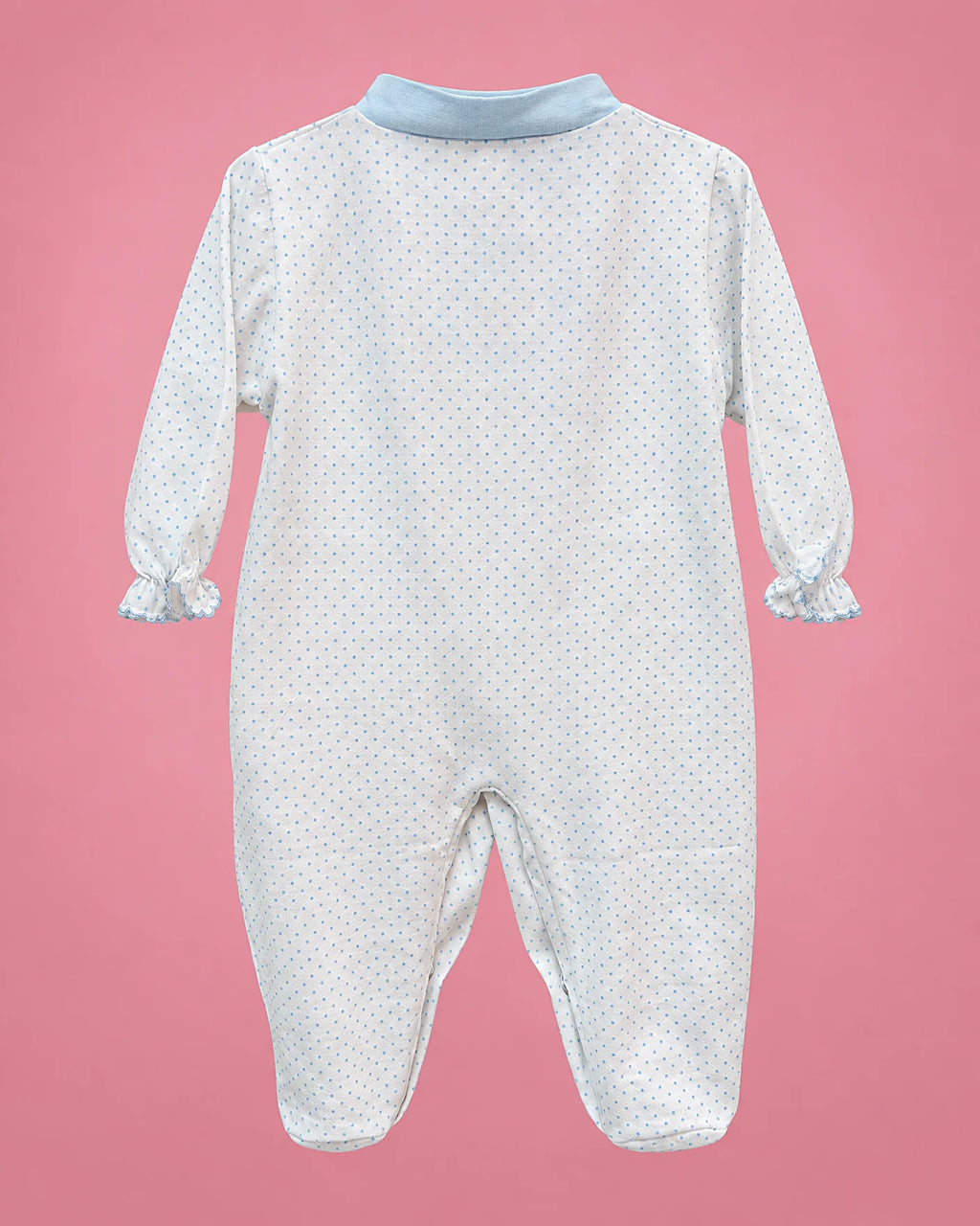 Pijama blanca con puntitos y lacitos azules para bebé niña, vista de espalda | JR Baby Center