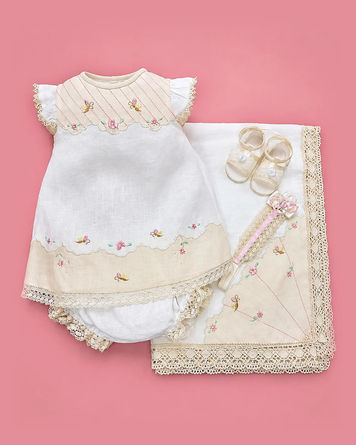 Set de estopilla blanco y crema con mariposas bordadas para bebé niña, set completo | JR Baby Center