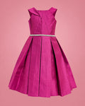 Vestido fucsia para niña, vista de frente | JR Baby Center