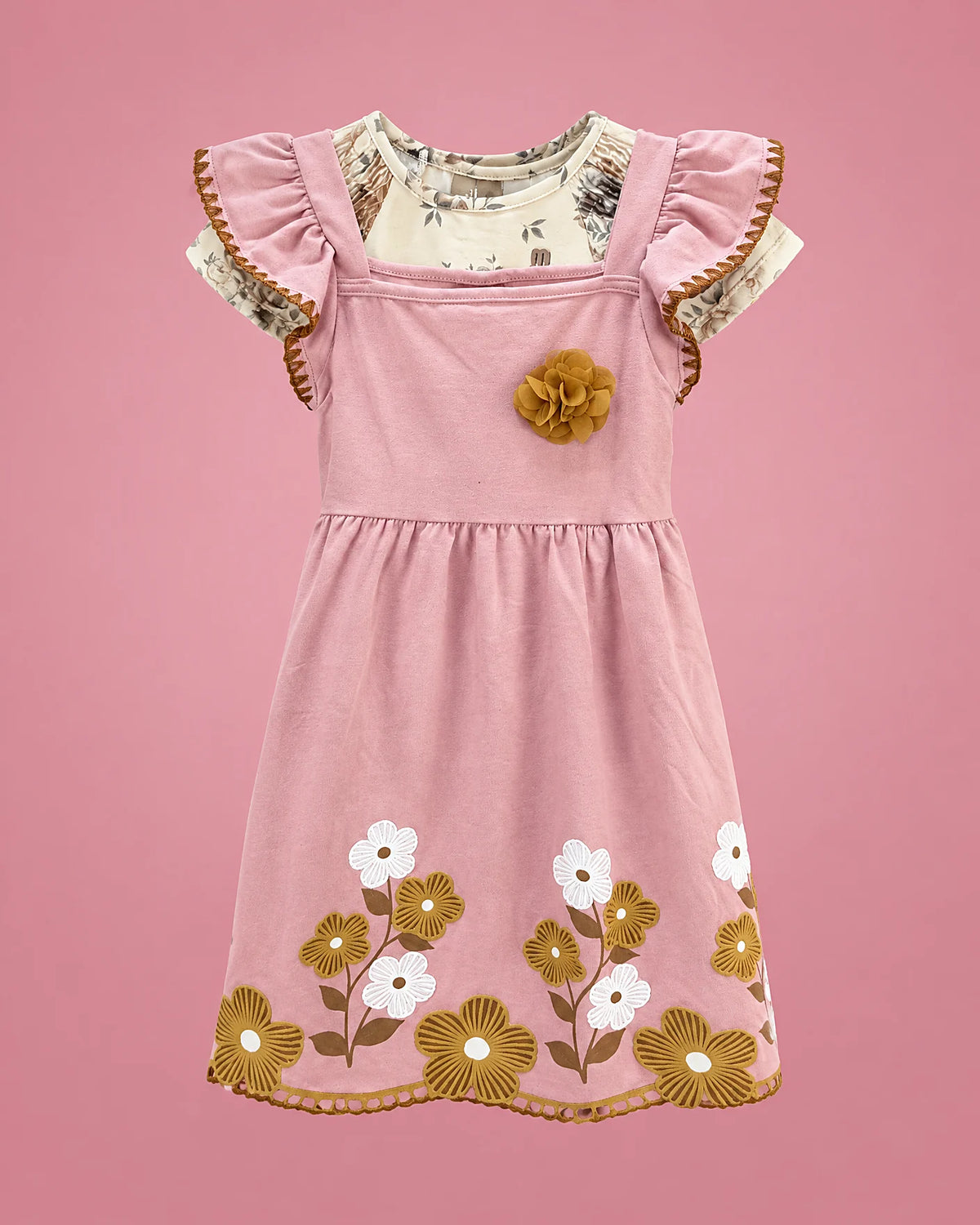 Vestido rosa con flores bordadas en el ruedo para niña, vista de frente | JR Baby Center