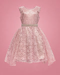 Vestido rosado de encaje para niña, vista de frente | JR Baby Center
