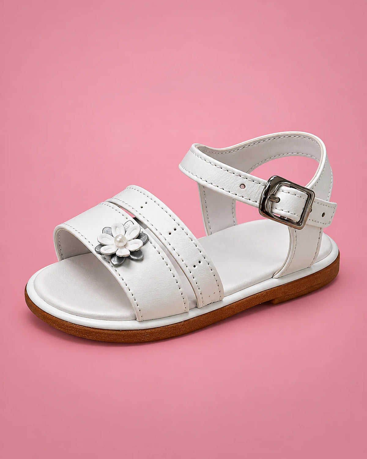 Sandalias de bautizo con hebilla para bebé niña, blancos, vista de lado | JR Baby Center